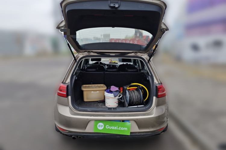 Used Volkswagen Golf 2016 230TSI Automatic Comfort Version
