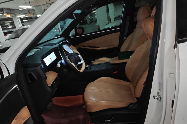 Used  L7 2024 1.5T 115 km PLUS Dragon Edition
