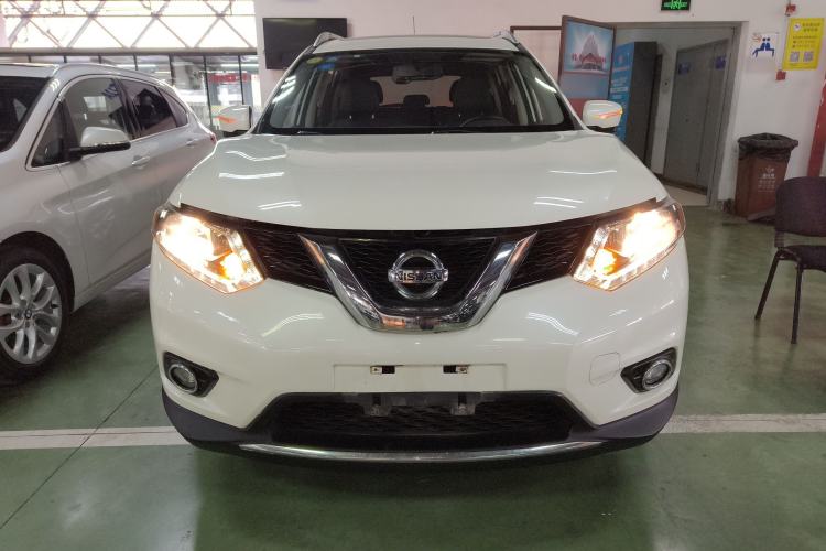 Used Nissan X-Trail 2015 2.0L CVT Comfort MAX Edition 2WD