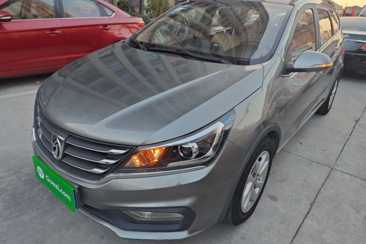 Used Baojun 310W 2017 1.5L Manual Fashion Model China V
