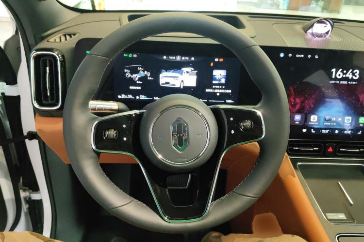 Used Hima AITO M8 2025 Extended-Range Ultra Version 53.4 kWh 5-Seater Edition