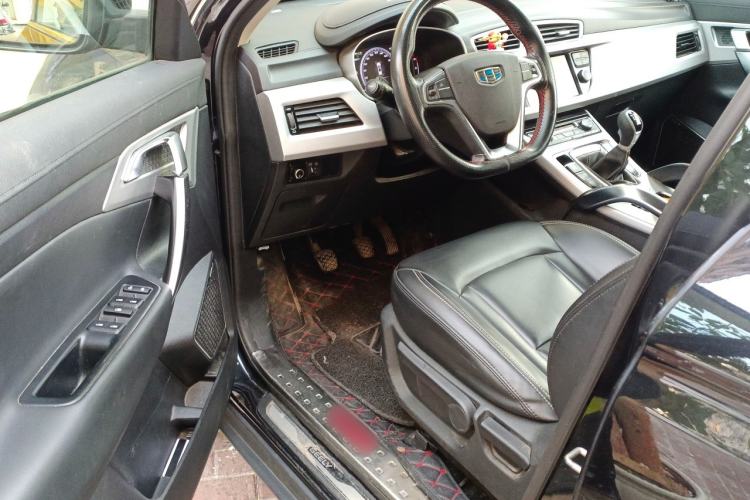 Used Geely Auto Emgrand X7 Sport 2016 2.0L Manual Smart Connect Version
