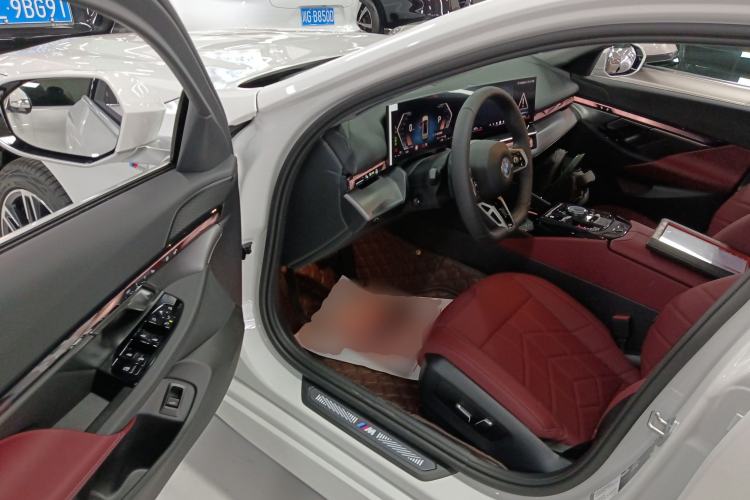 Used BMW 5 Series 2025 525Li M Sport Package