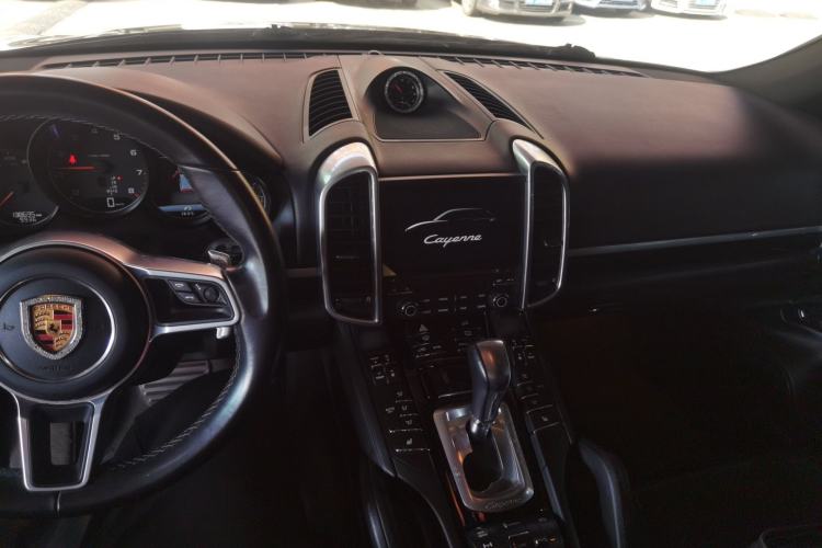 Used Porsche Cayenne 2016 Cayenne Platinum Edition 3.0T
