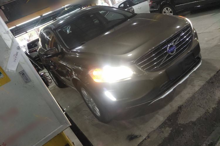 Used Volvo XC60 2015 T5 Zhiyi Edition
