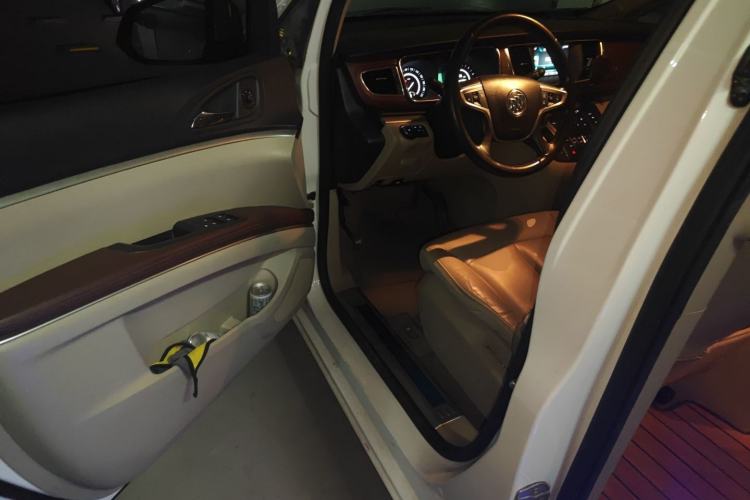 Used Buick GL8 2017 25S Luxury Version China V Standard
