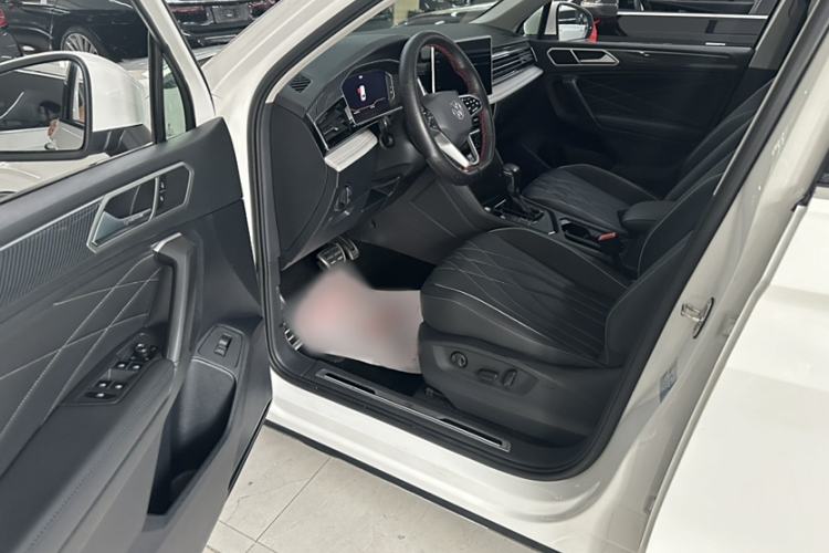 Used Volkswagen Tiguan L 2022 330TSI Automatic Two-Wheel Drive R-Line Enhanced Edition