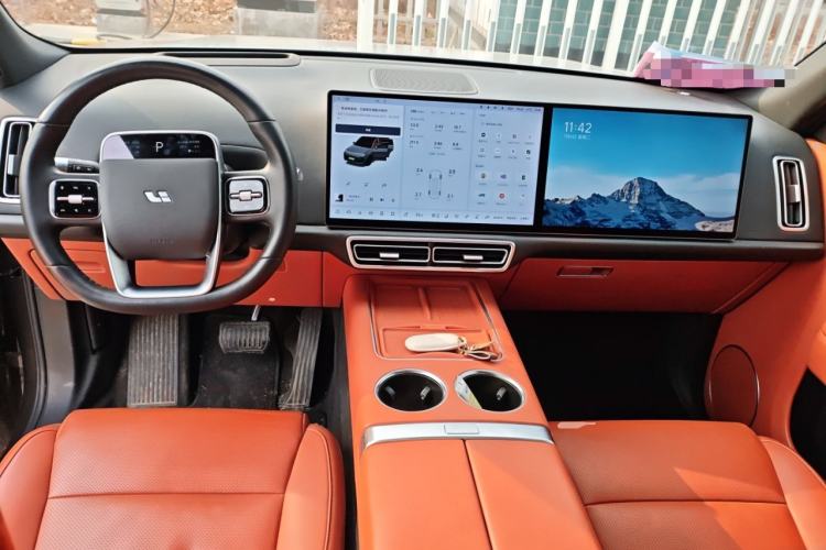 Used Li Auto L8 2024 Pro Model
