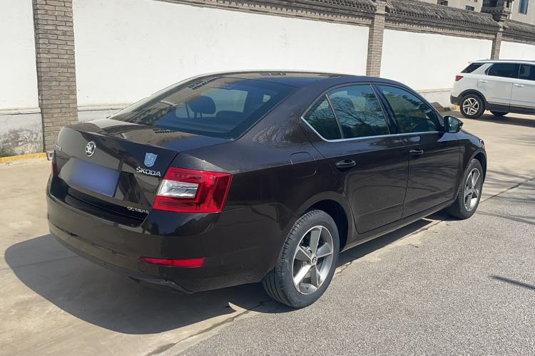 Used Skoda Octavia 2016 1.6L Automatic Chuanxing Edition
