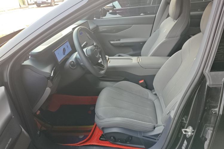 Used Lynk & Co 07 2024 EM-P 126 Long-Range Halo
