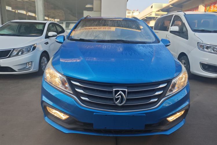 Used Baojun 310 2016 1.2L Manual Luxury Model
