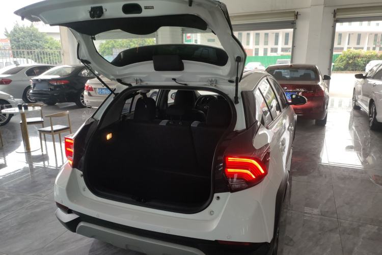 Used Toyota YARiS L 2021 X-Trail 1.5L CVT Leading Edition
