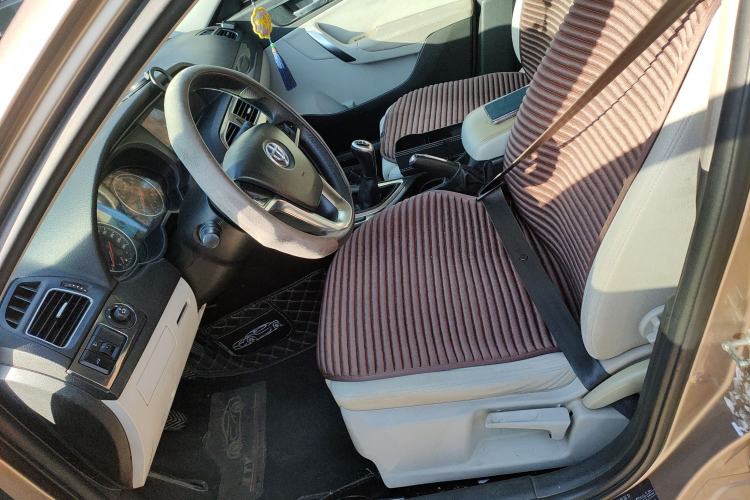 Used Brilliance H530 2011 1.6L Manual Comfort Version
