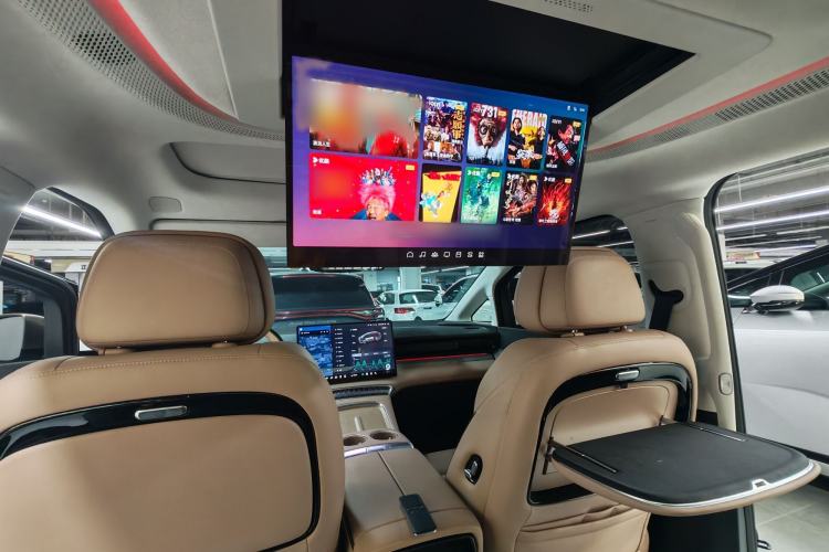 Used XPeng X9 2024 702 Ultra-Long Range Pro
