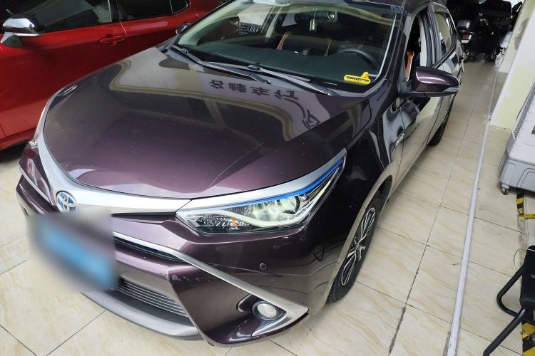 Used Toyota Levin 2016 Dual-Engine 1.8H GS E-CVT Elite Model with Sunroof
