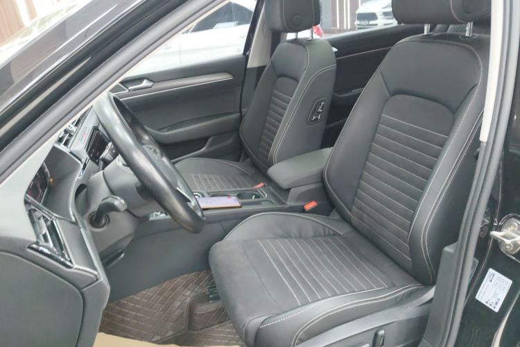 Used Volkswagen Magotan 2020 330TSI DSG Luxury Edition
