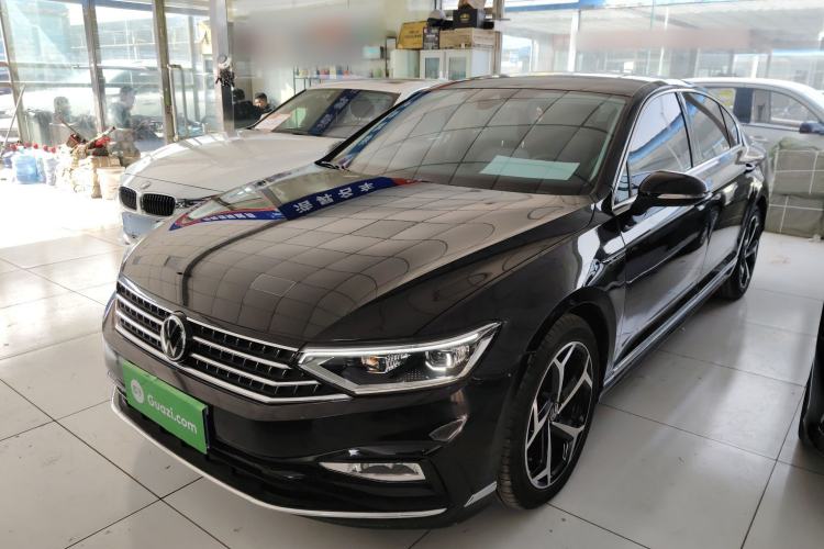 Used Volkswagen Magotan 2023 2 Million Units Limited Edition 330TSI DSG Leading Version