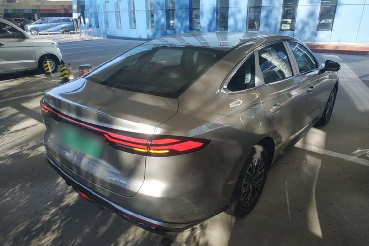 Used  Galaxy Stellar 6 
