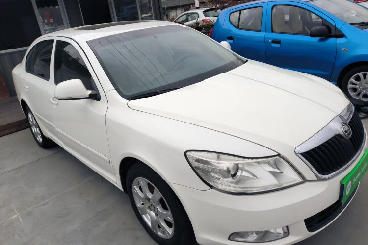 Used Skoda Octavia 2015 Classic Model 1.6L Manual Yijie Edition