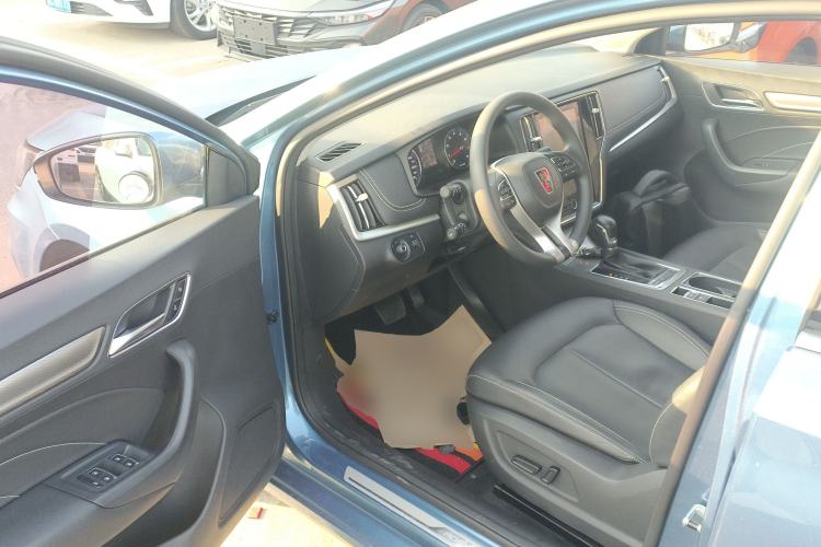 Used Roewe i6 2020 PLUS 1.6L CVT 4G Connected Glory Flagship Edition