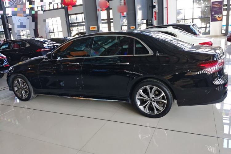 Used Mercedes-Benz E-Class 2021 E 300 L Sporty and Stylish Model
