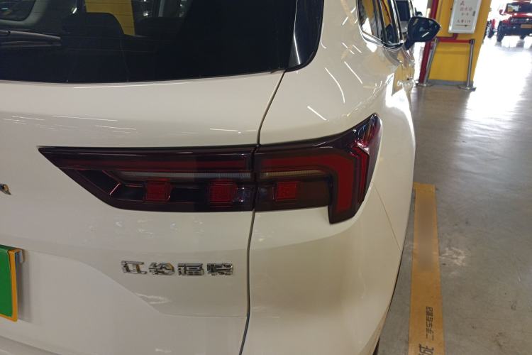 Used Ford Equator Sport 2023 EcoBoost 170 Platinum Edition
