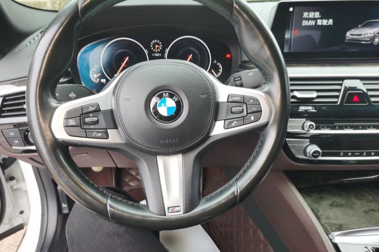 Used BMW 5 Series 2019 525Li M Sport Package