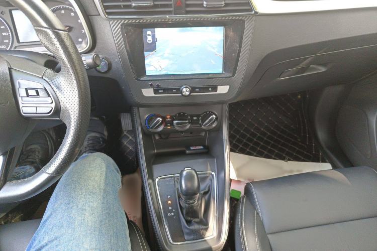 Used MG ZS 2018 1.5L Automatic Luxury Edition China V Standard
