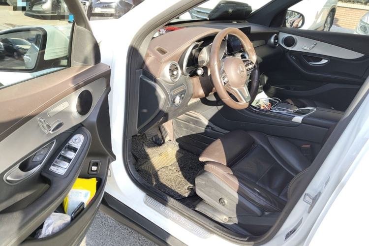 Used Mercedes-Benz GLC 2020 GLC 260 L 4MATIC Dynamic Model
