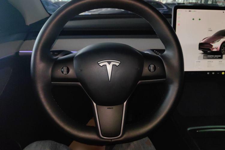 Used Tesla Model Y 2024 Rear-Wheel-Drive Version

