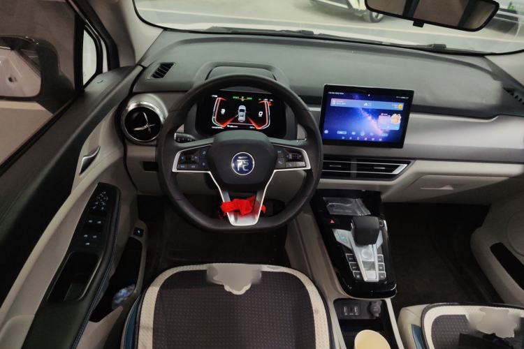 Used BYD Yuan Pro 2023 401 km Deluxe Version
