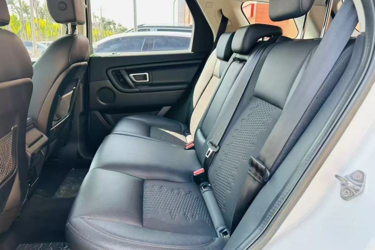 Used Land Rover Discovery Sport 2019 200PS PURE Edition China VI Standard
