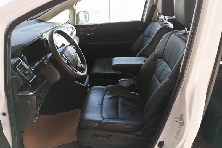 Used Honda Elysion 2016 2.4L Supreme Edition