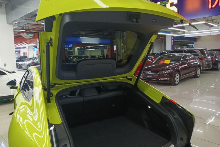 Used XPeng P7 2025 Model—702 Long Range Ultra
