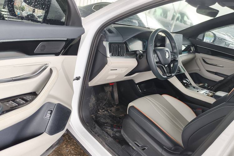 Used BYD Song PLUS New Energy 2021 DM-i 110KM Flagship Model
