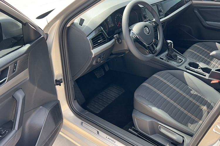 Used Volkswagen Lavida 2019 280TSI DSG Comfort Edition China VI standard
