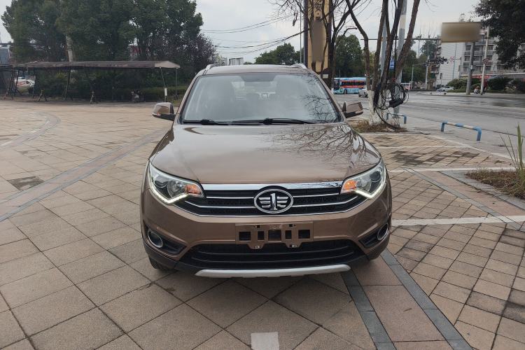 Used FAW Senya R7 2016 1.6L manual luxury version