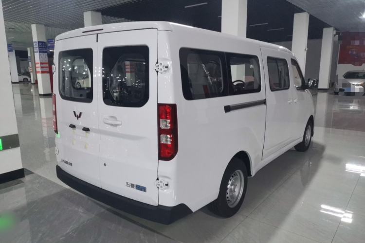 Used Wuling Yangguang 
