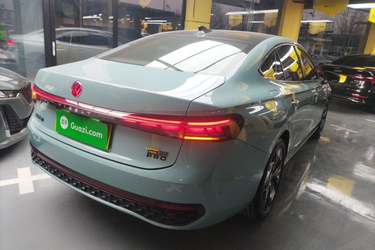 Used Volkswagen Passat 2025 Pro 380TSI Starry Dragon Luxury Edition