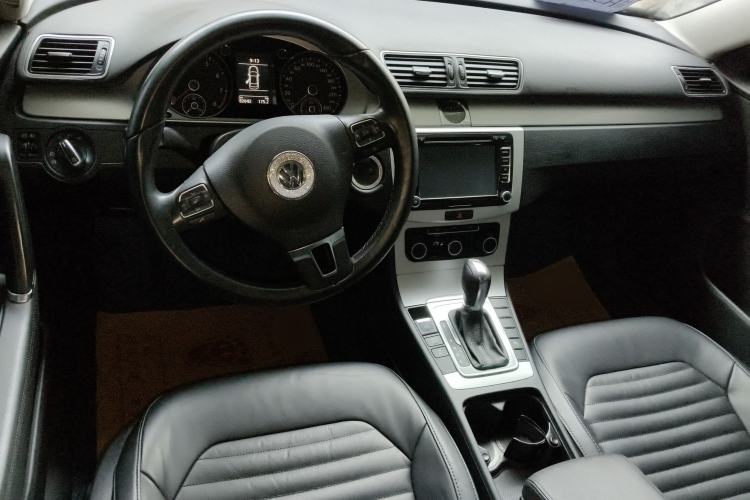 Used Volkswagen Magotan 2013 1.8TSI Premier Model
