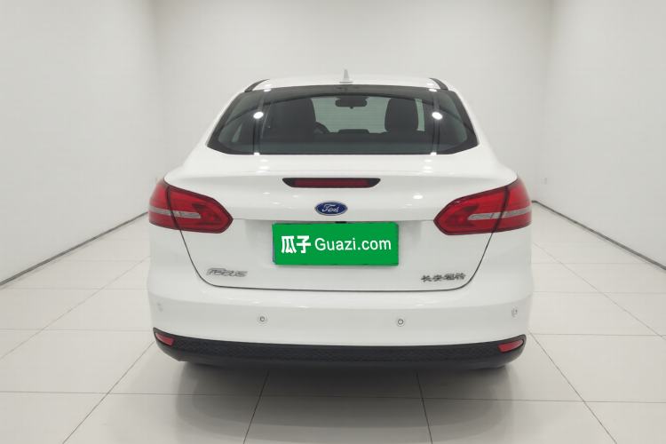 Used Ford Focus 2017 Sedan 1.6L Automatic Fashion Edition Smart Drive Version
