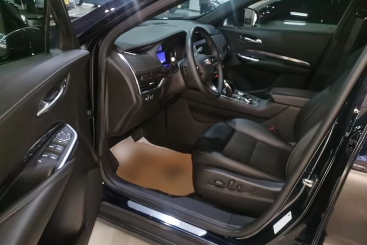 Used Cadillac XT4 2021 28T Two-Wheel Drive Tech Edition
