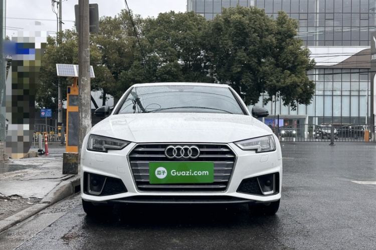 Used Audi A4L 2019 45 TFSI quattro Sport model China V standard
