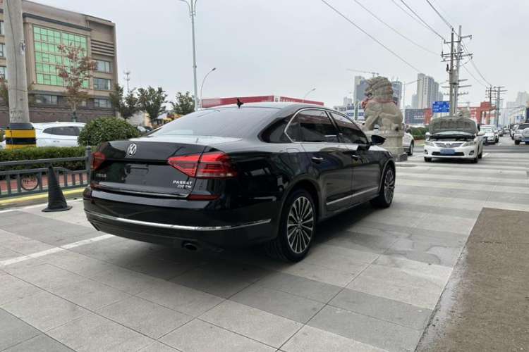 Used Volkswagen Passat 2016 330TSI DSG Prestige Edition
