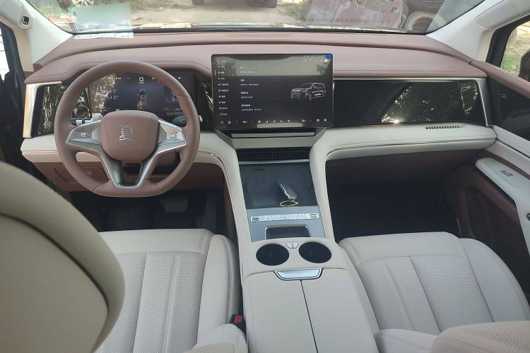 Used BYD Xia 2025 DM-i 1.5T 180km Beyond Edition
