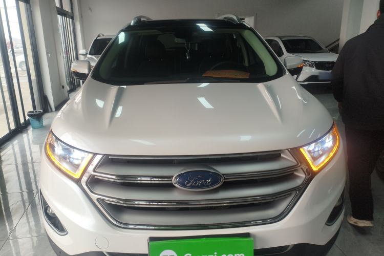 Used Ford Edge 2016 EcoBoost 245 Two-Wheel-Drive Titanium 7-Seater
