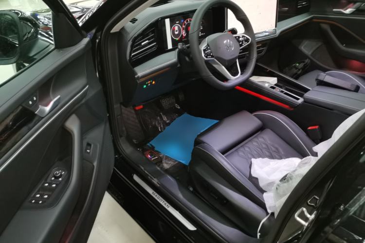 Used Volkswagen Magotan 2024 380TSI DSG Prestige Edition DaMai Package