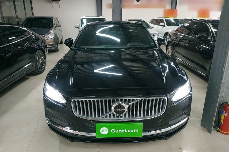 Used Volvo S90 2024 B5 Zhiyuan Luxury Edition

