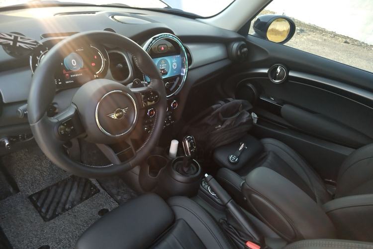 Used  MINI 2022 Updated 2.0T COOPER S Artist
