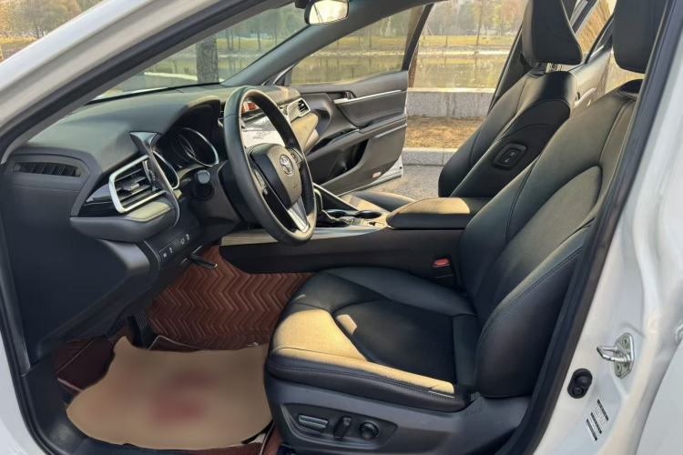 Used Toyota Camry 2019 Revised Version Dual-Engine 2.5 HG Luxury Edition